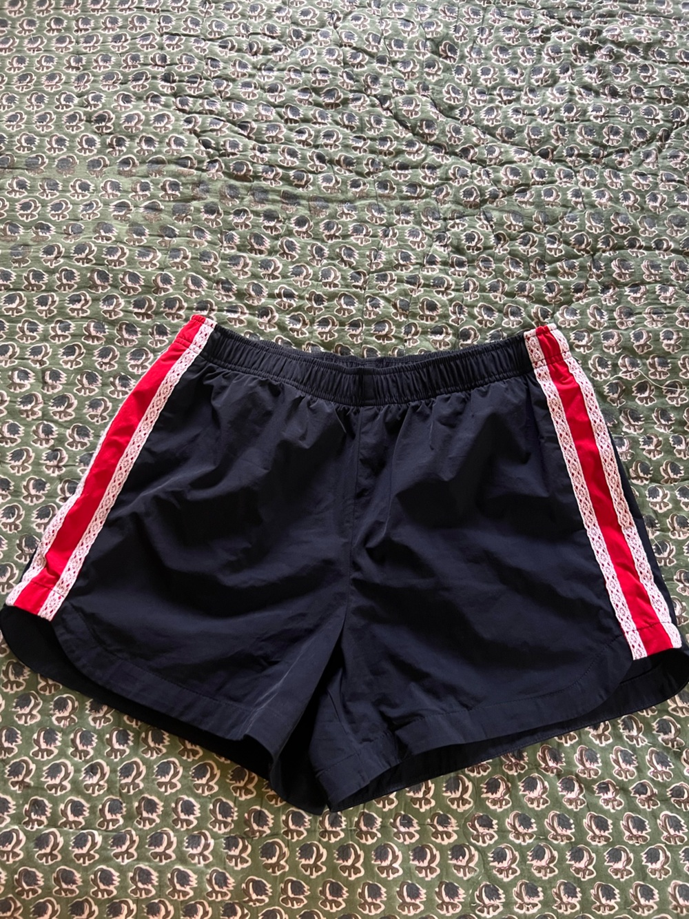 Old Navy Women's Navy Athletic Shorts with Red Stripe